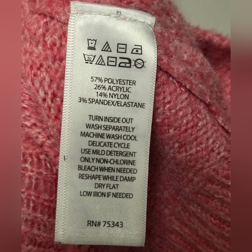 Cupcakes and Cashmere Heart Sweater, Size S, perfect for Valentine's Day! - Picture 5 of 5